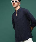 men's navy blue solid slim fit shirt
