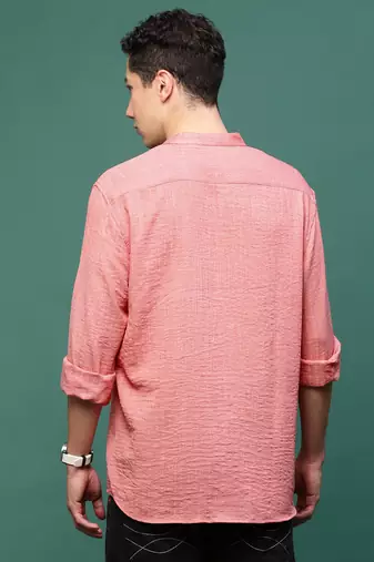 men's peach solid slim fit shirt