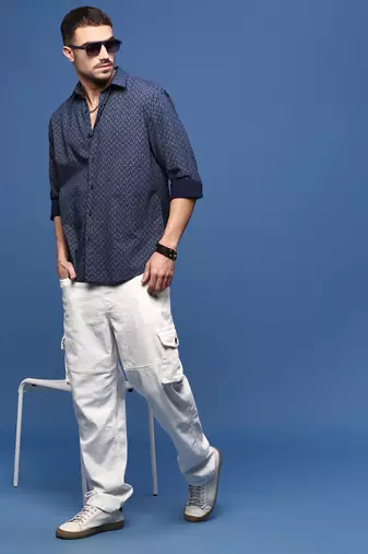 men's navy blue geometric slim fit shirt