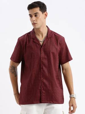 men's cuban collar solid relaxed fit maroon shirt 2