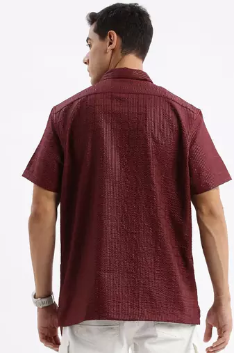men's cuban collar solid relaxed fit maroon shirt
