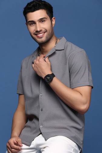men's cuban collar solid relaxed fit grey shirt