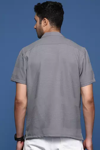 men's cuban collar solid relaxed fit grey shirt