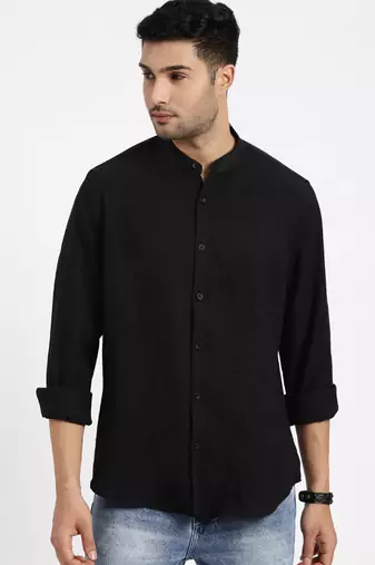 men's black solid slim fit shirt