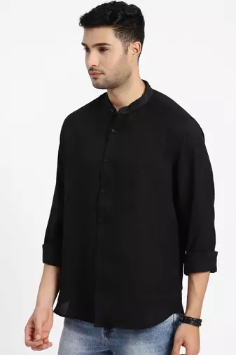 men's black solid slim fit shirt