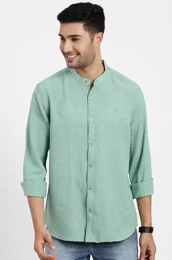 men's green solid slim fit shirt