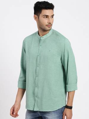 men's green solid slim fit shirt 3