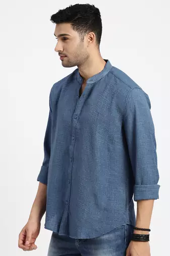 men's blue solid slim fit shirt