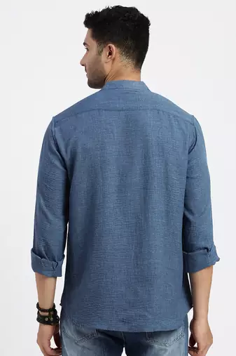 men's blue solid slim fit shirt
