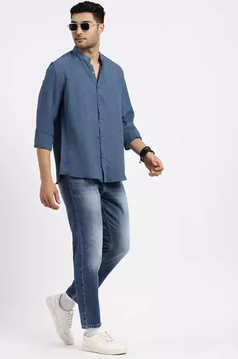 men's blue solid slim fit shirt