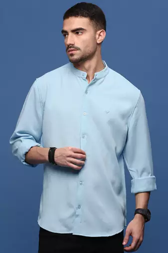 men's blue solid slim fit shirt