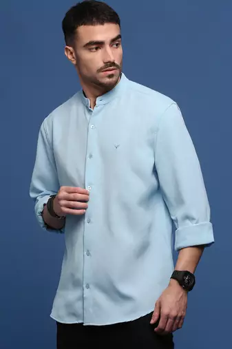 men's blue solid slim fit shirt