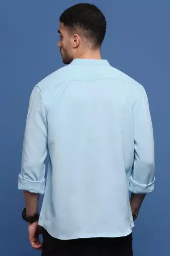 men's blue solid slim fit shirt