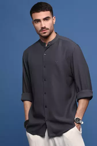 men's charcoal solid slim fit shirt