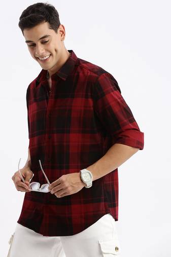 men's long sleeves tartan checks slim fit maroon shirt