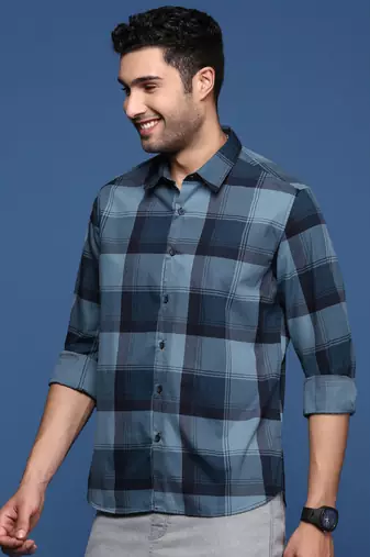 men's checked slim fit navy blue shirt