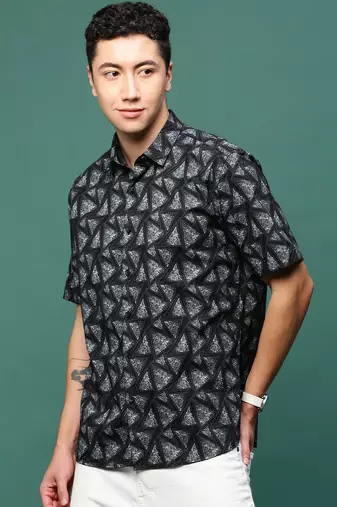 men's black geometric slim fit shirt