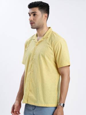 men's yellow solid cuban collar relaxed fit shirt 3
