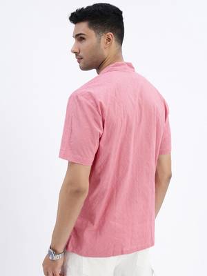 men's pink solid cuban collar relaxed fit shirt 4
