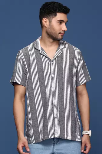 men's cuban collar striped black relaxed fit shirt