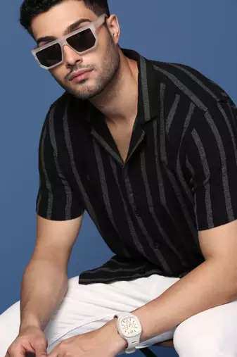 Showoff men's cuban collar striped black relaxed fit shirt