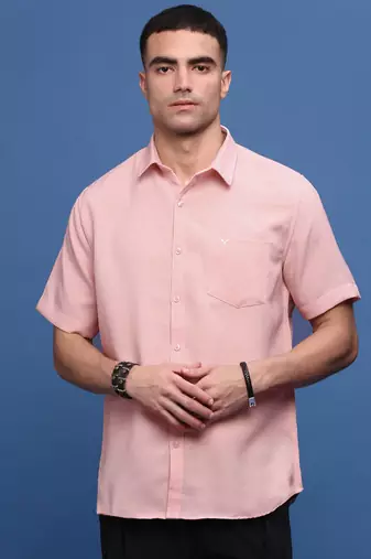 men's peach solid slim fit shirt