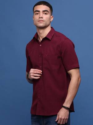 men's burgundy solid slim fit shirt 3