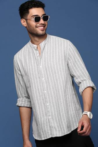 Showoff men's mandarin collar striped grey slim fit shirt