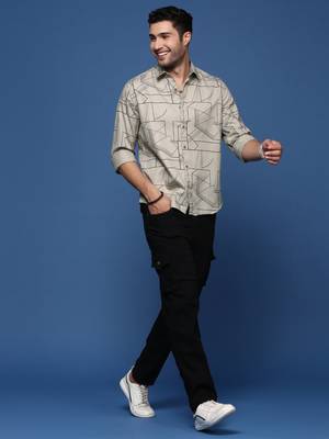 Showoff men's geometric slim fit grey shirt 5
