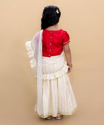 Off white lehenga with red choli and dupatta set 3