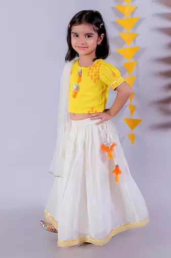 White lehanga and yellow choli with dupatta ethnic set