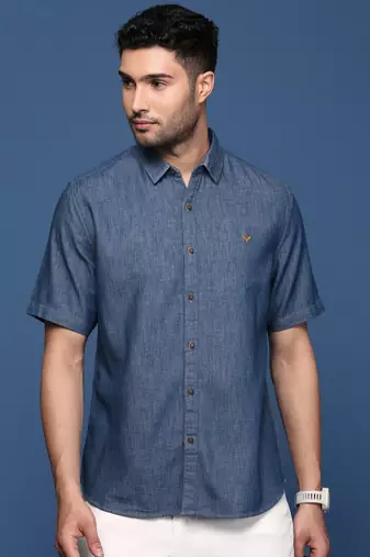 men's solid blue slim fit shirt