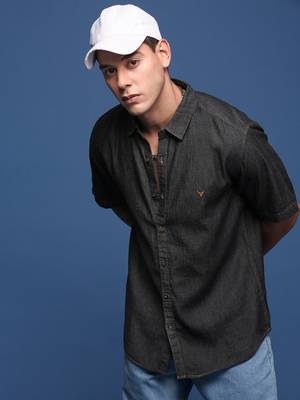 men's solid black slim fit shirt 1