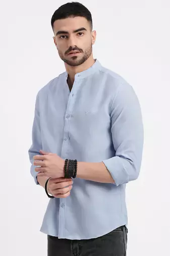 men's blue solid slim fit shirt
