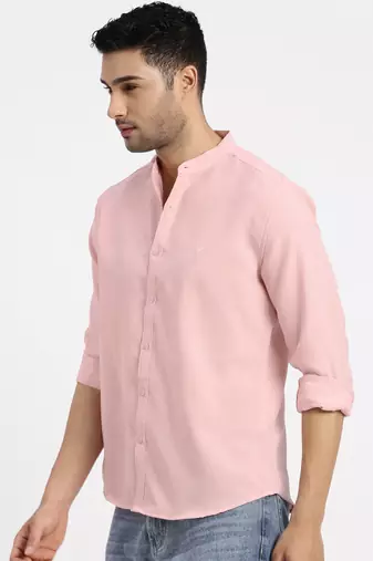 men's peach solid slim fit shirt