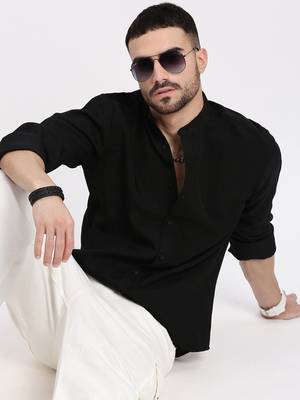 men's black solid slim fit shirt 1