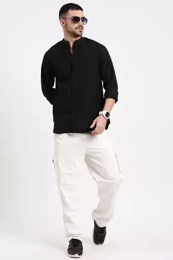 men's black solid slim fit shirt
