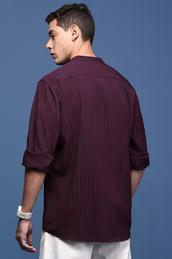 men's mandarin collar solid burgundy slim fit shirt