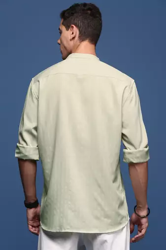 men's mandarin collar solid green slim fit shirt