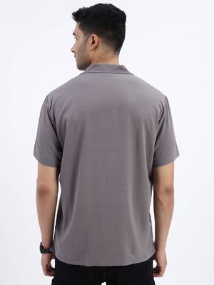 men's grey solid cuban collar relaxed fit shirt 4