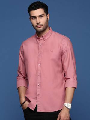 Showoff men's solid slim fit mauve shirt 2