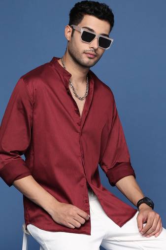 men's mandarin collar solid slim fit maroon shirt