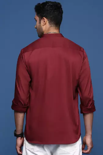 men's mandarin collar solid slim fit maroon shirt