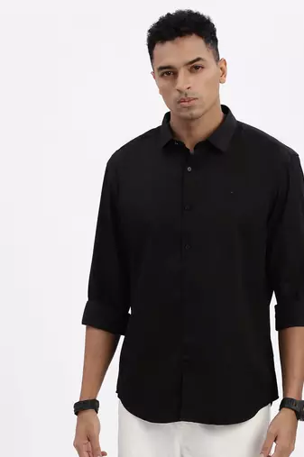 men's black solid slim fit shirt