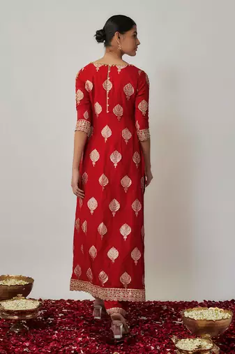 Red sindhoori red georgette benarasi kurta pants set