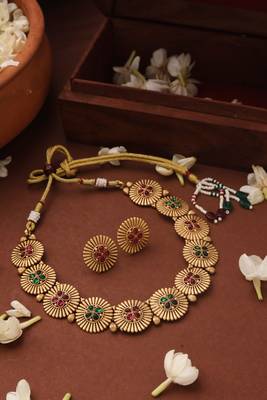 Floral Delight Statement Necklace Set 1
