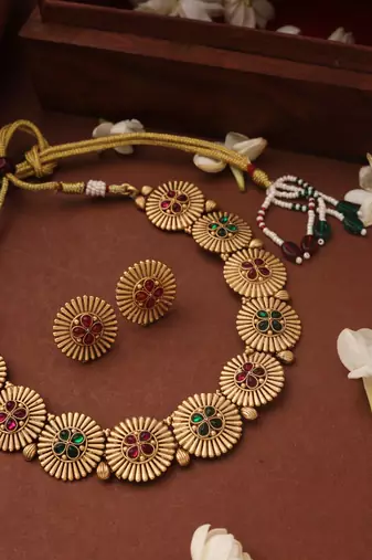 Floral Delight Statement Necklace Set