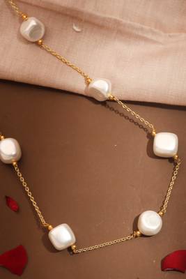White Pearl Necklace 4
