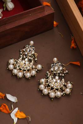 Kundan Chandbali Earrings with Pearl Drops 1