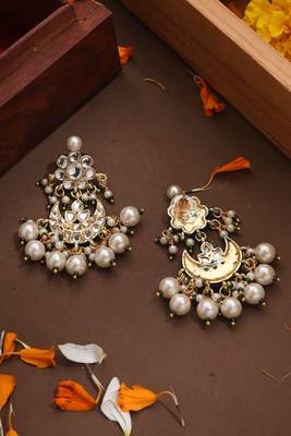 Kundan Chandbali Earrings with Pearl Drops 3